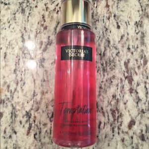 Victoria’s Secret Body Spray/Mist Temptation